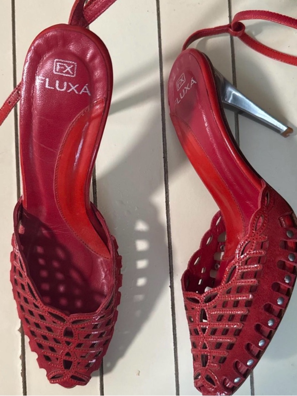 Vintage y2k Fluxa Red Leather Kitten Heels